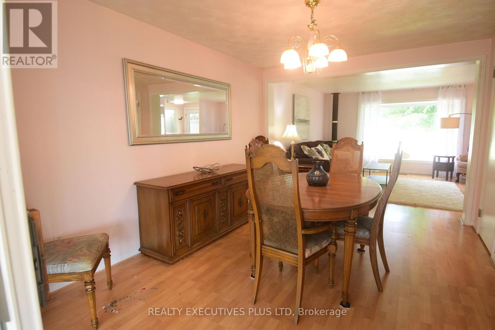 14 Butternut Court, New Tecumseth, Ontario  L0G 1W0 - Photo 9 - N13470288