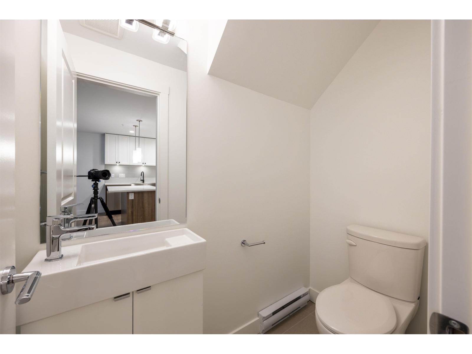 81 20487 65 Avenue, Langley, British Columbia  V2Y 3K8 - Photo 11 - R3138103