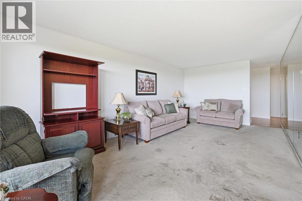 2055 Upper Middle Road Unit# 1202, Burlington, Ontario  L7P 3P4 - Photo 8 - 40840163