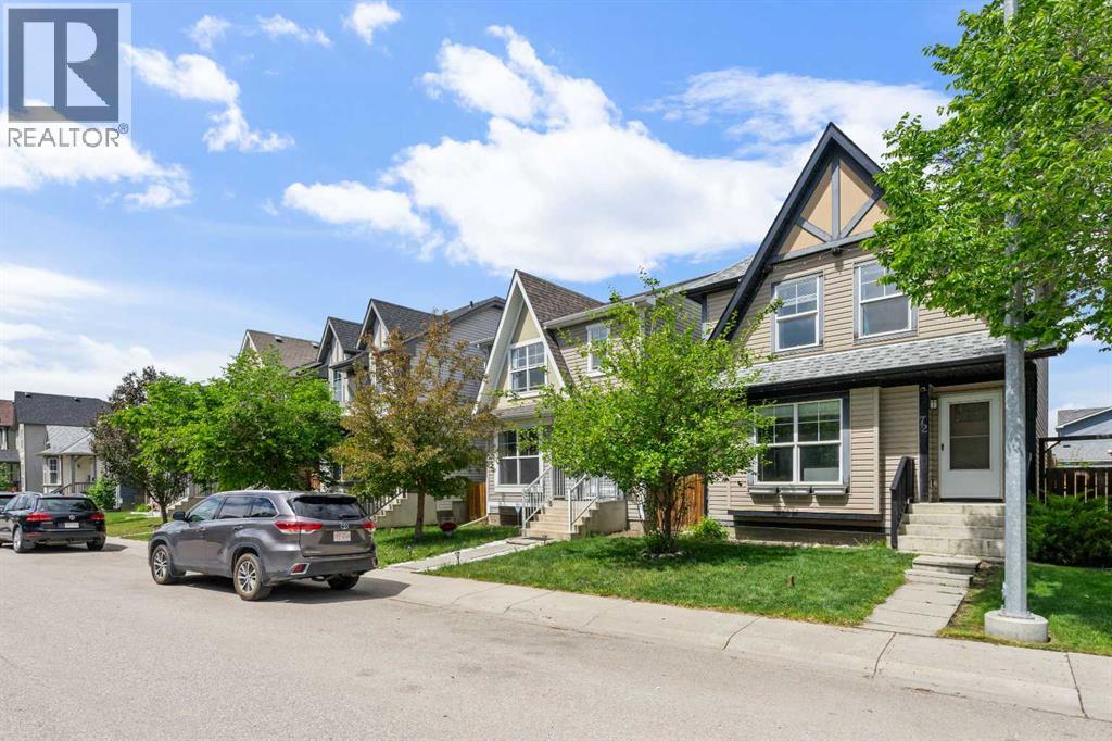 72 New Brighton Common SE, Calgary, Alberta  T2Z 0T9 - Photo 2 - A2317538