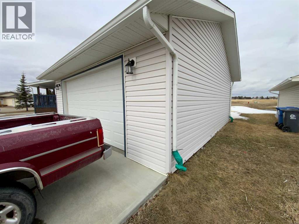 6 Cherry Lane SE, Three Hills, Alberta  T0M 2A0 - Photo 14 - A2300313