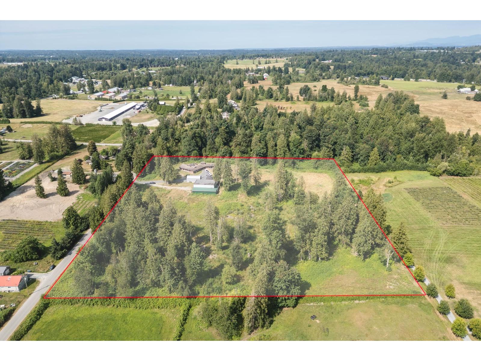 30211 Burgess Avenue, Abbotsford, British Columbia  V4X 1V5 - Photo 2 - R3137788