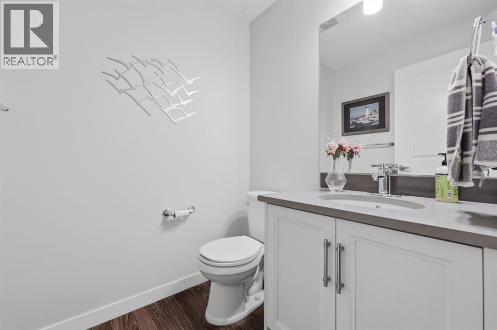 303, 250 Fireside View, Cochrane, Alberta  T4C 2M2 - Photo 14 - A2322850