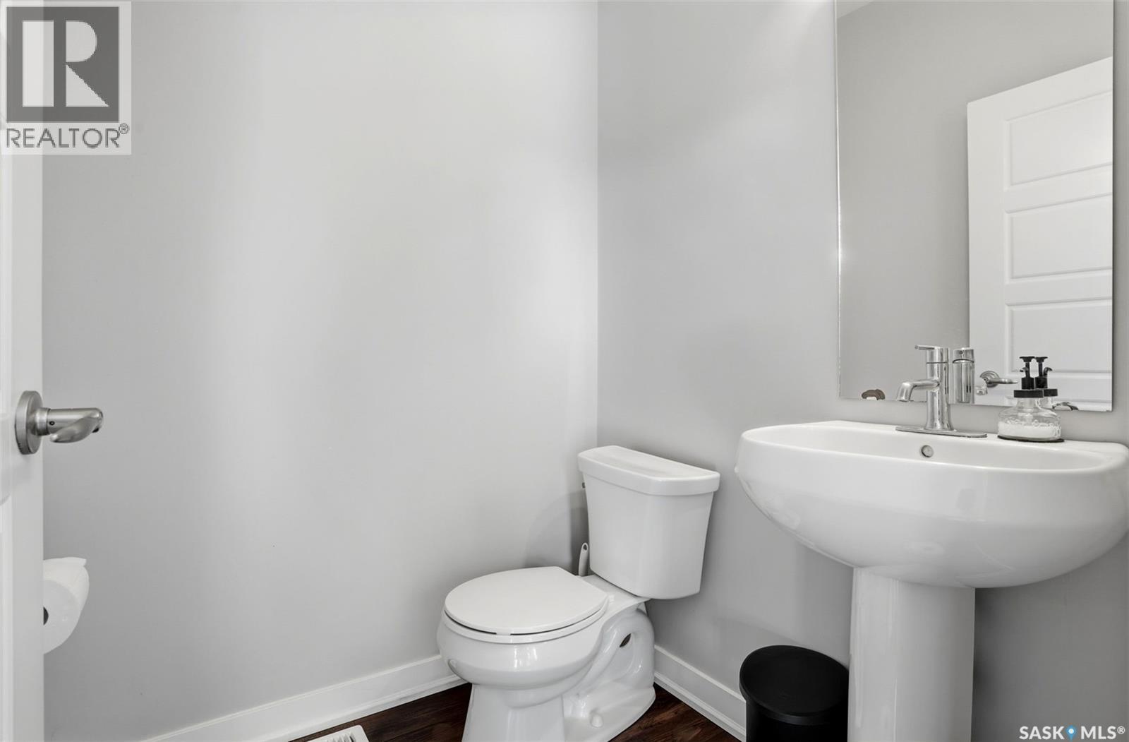 5736 Glide Crescent, Regina, Saskatchewan  S4W 0P1 - Photo 16 - SK040094