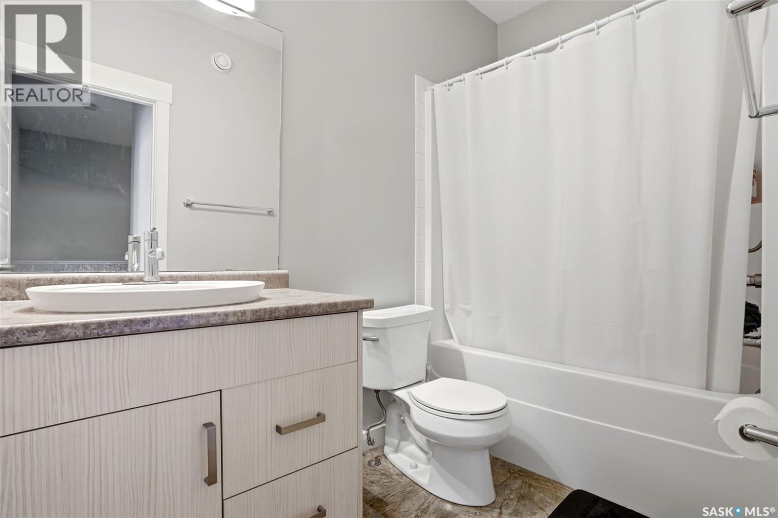 5736 Glide Crescent, Regina, Saskatchewan  S4W 0P1 - Photo 27 - SK040094