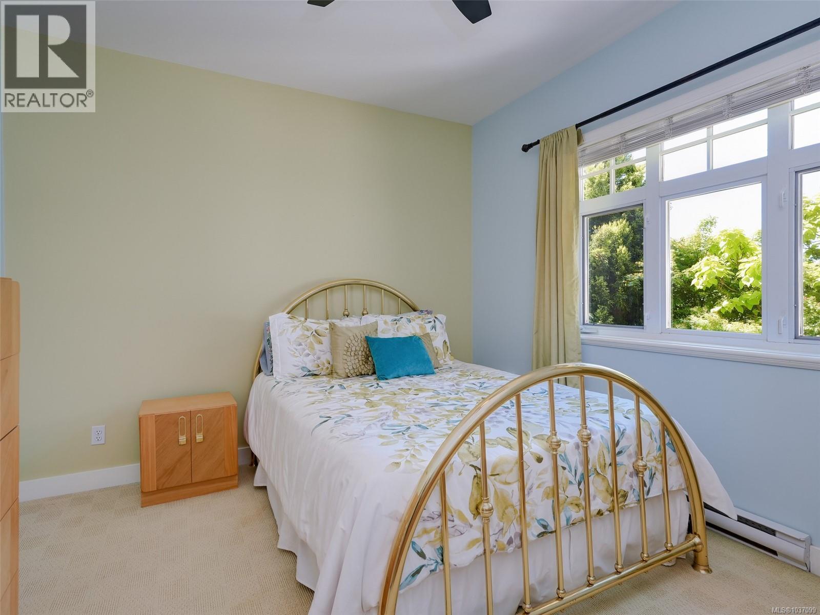 566 Caselton Pl, Saanich, British Columbia  V8Z 7Y5 - Photo 23 - 1037099
