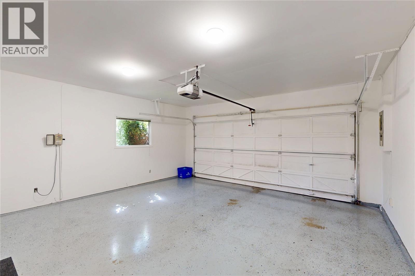 4767 Elliot Pl, Saanich, British Columbia  V8Y 3E4 - Photo 29 - 1040961
