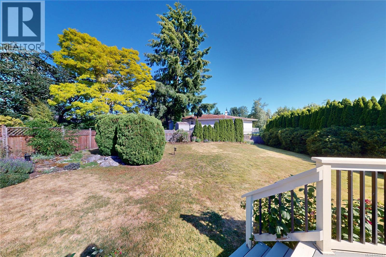 4767 Elliot Pl, Saanich, British Columbia  V8Y 3E4 - Photo 57 - 1040961