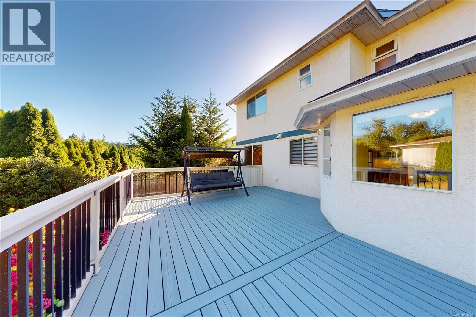 4767 Elliot Pl, Saanich, British Columbia  V8Y 3E4 - Photo 58 - 1040961