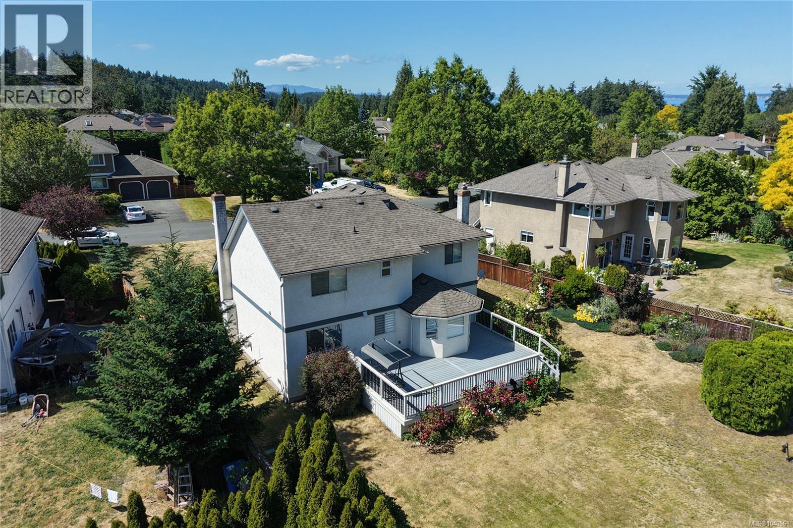 4767 Elliot Pl, Saanich, British Columbia  V8Y 3E4 - Photo 78 - 1040961