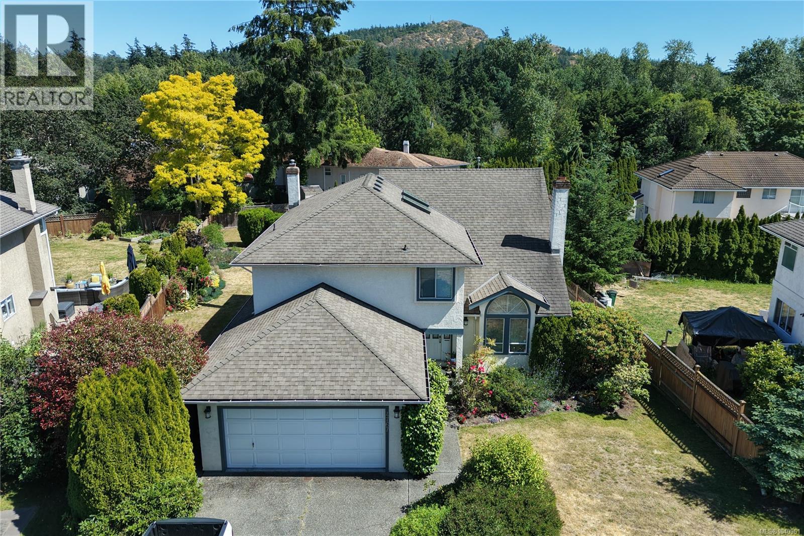 4767 Elliot Pl, Saanich, British Columbia  V8Y 3E4 - Photo 64 - 1040961