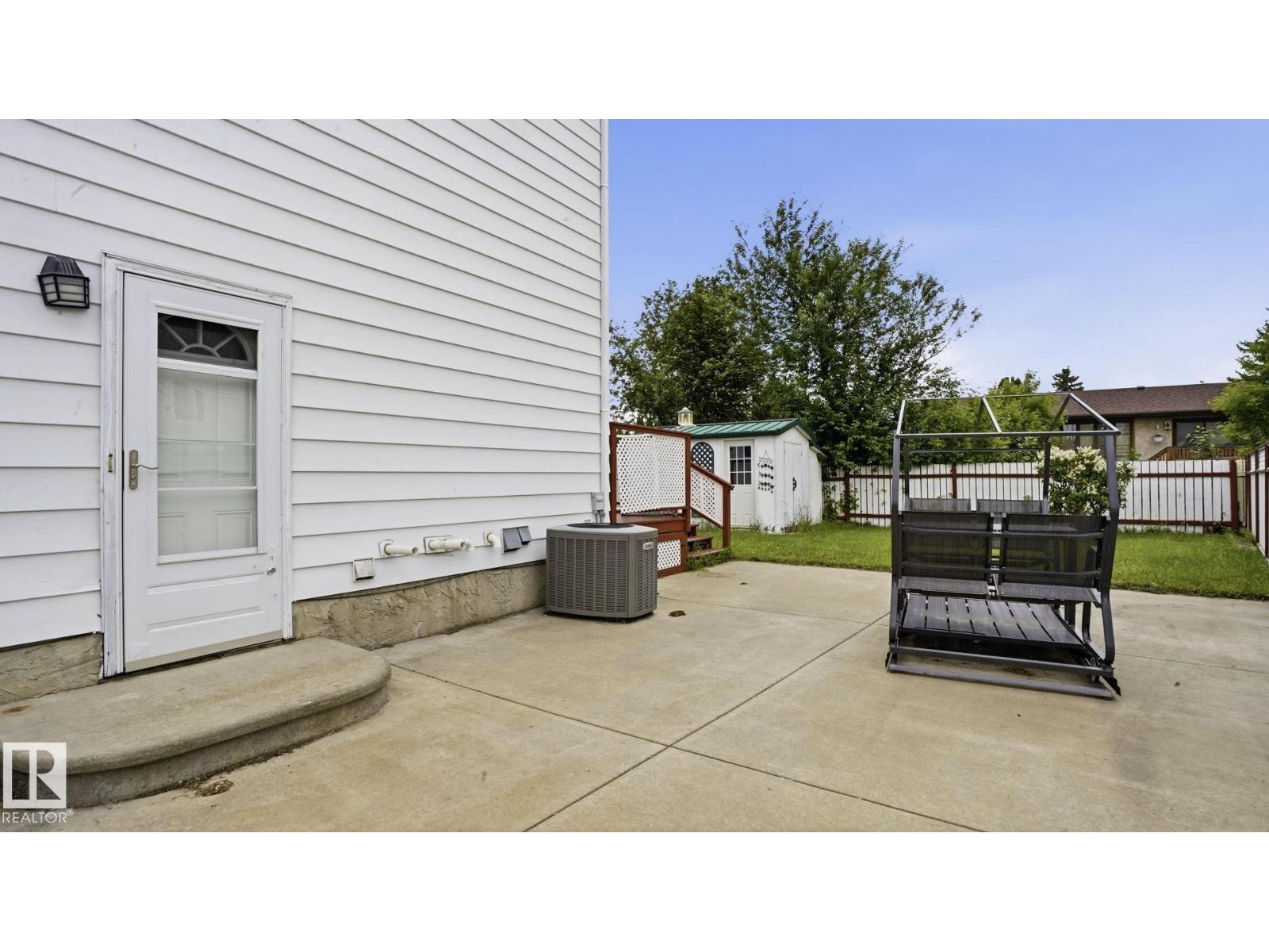 1827 36 St Nw Nw, Edmonton, Alberta  T6L 3M9 - Photo 19 - E4494872