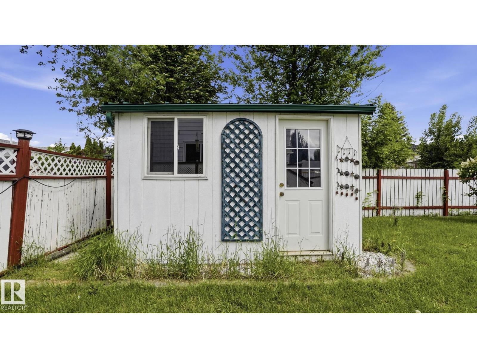 1827 36 St Nw Nw, Edmonton, Alberta  T6L 3M9 - Photo 23 - E4494872