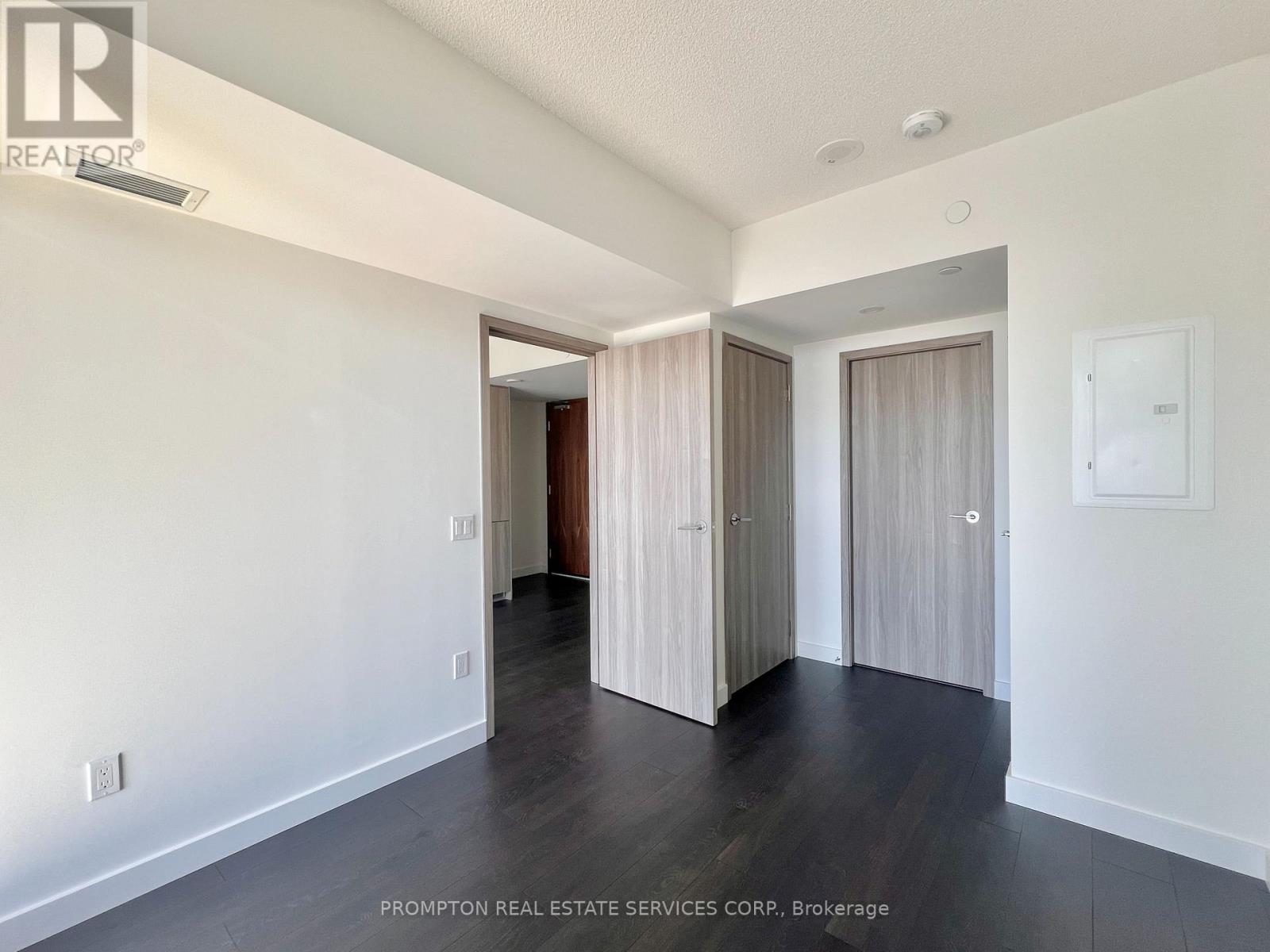 3212 - 3 Concord Cityplace Way, Toronto, Ontario  M5V 0X4 - Photo 19 - C13470364
