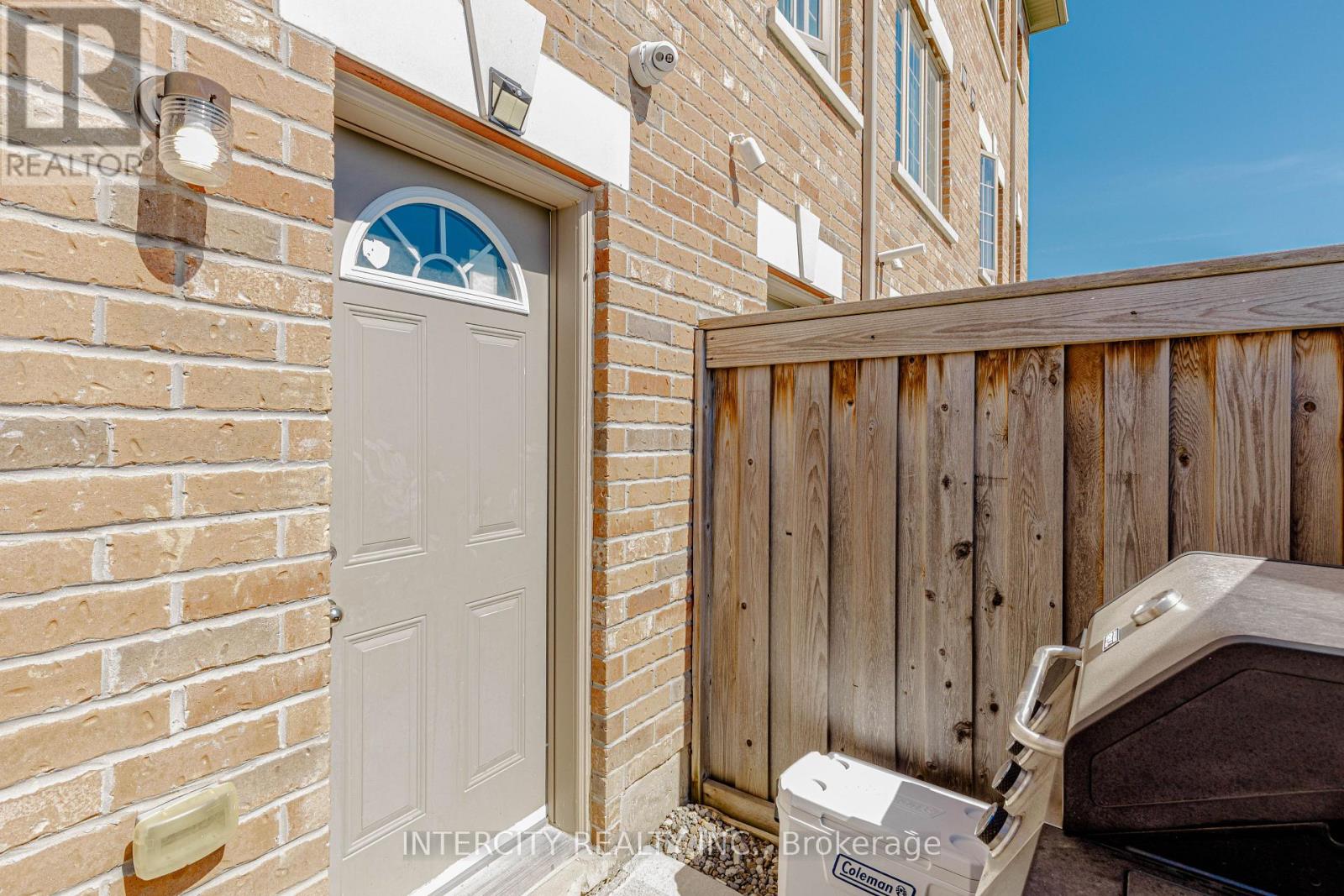 44 Shiff Crescent, Brampton, Ontario  L6Z 0H6 - Photo 35 - W13216628