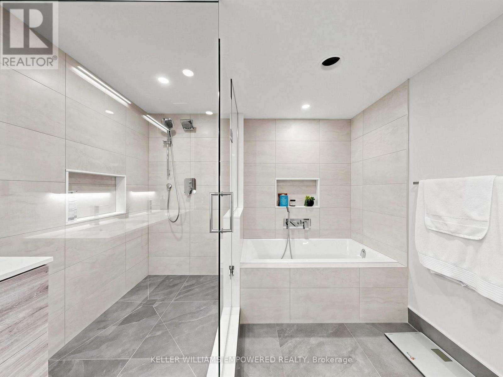 614 - 610 Bullock Drive, Markham (Markville), Ontario  L3R 0G1 - Photo 25 - N13470370