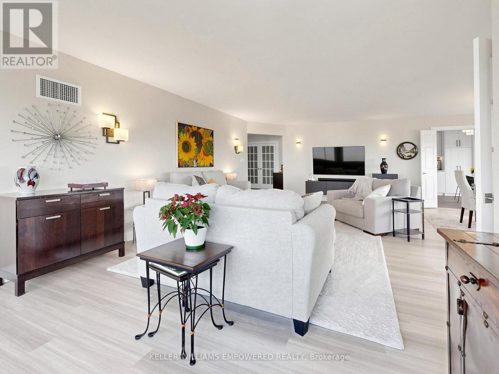 614 - 610 Bullock Drive, Markham (Markville), Ontario  L3R 0G1 - Photo 6 - N13470370