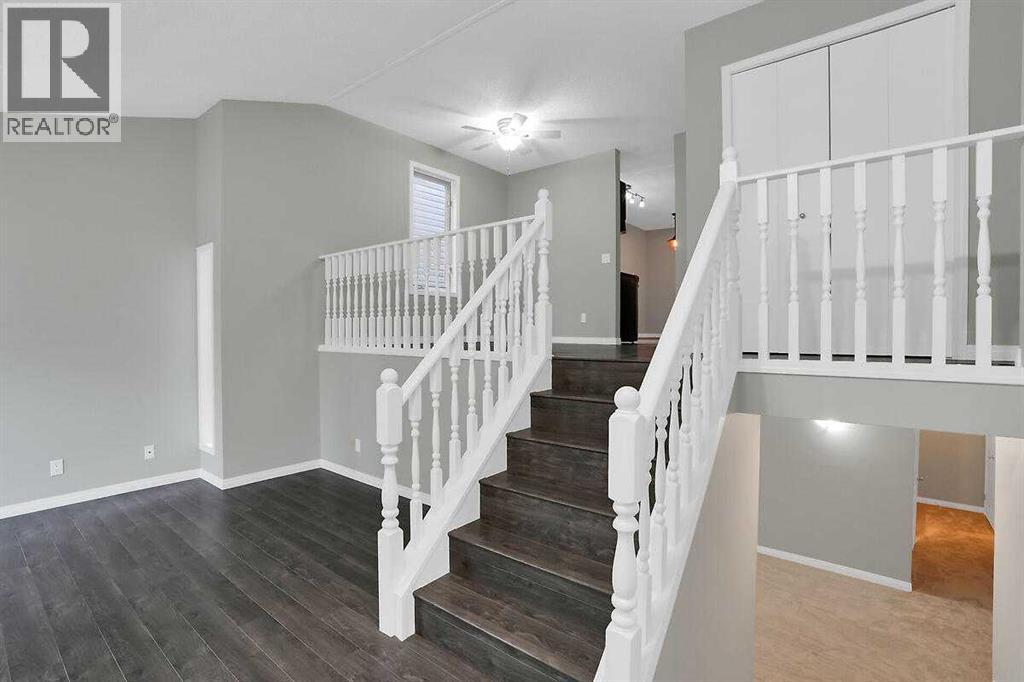 45 Shawinigan Road SW, Calgary, Alberta  T2Y 2V6 - Photo 5 - A2321931