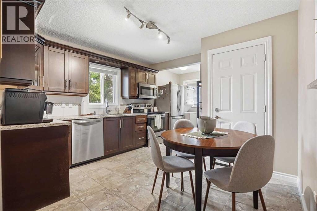 720 69 Avenue SW, Calgary, Alberta  T2V 0P2 - Photo 8 - A2316557