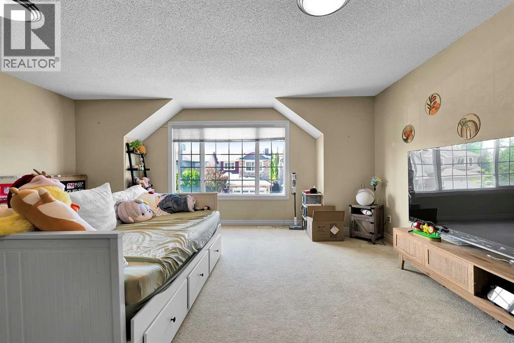 77 Silverado Creek Crescent SW, Calgary, Alberta  T2X 0C6 - Photo 16 - A2319350