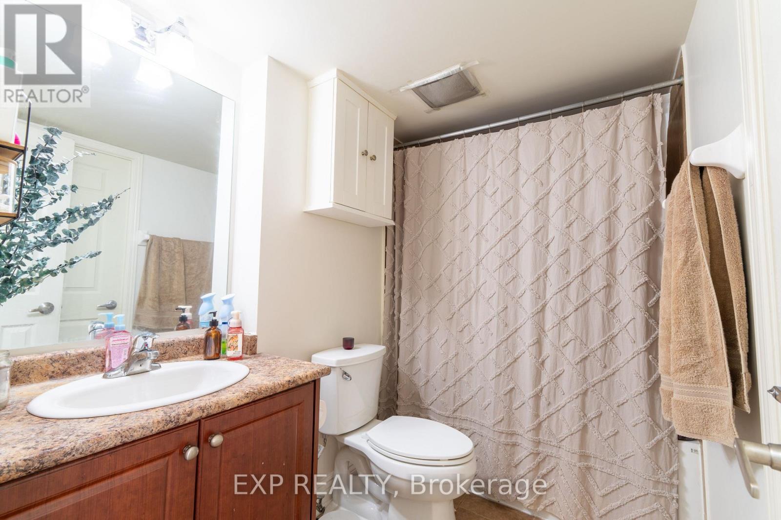 221 - 60 Fairfax Crescent N, Toronto, Ontario  M1L 0E1 - Photo 10 - E13470396
