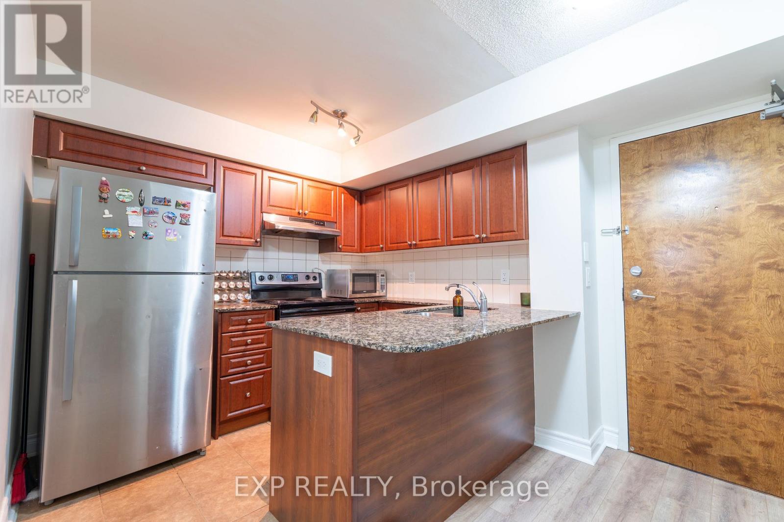 221 - 60 Fairfax Crescent N, Toronto, Ontario  M1L 0E1 - Photo 13 - E13470396