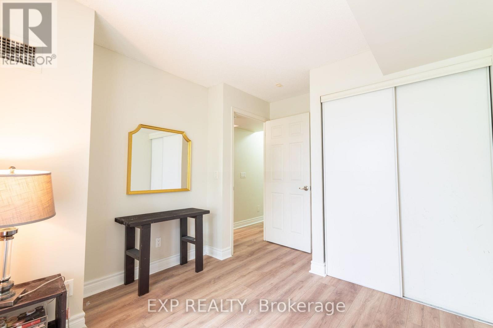 221 - 60 Fairfax Crescent N, Toronto, Ontario  M1L 0E1 - Photo 9 - E13470396