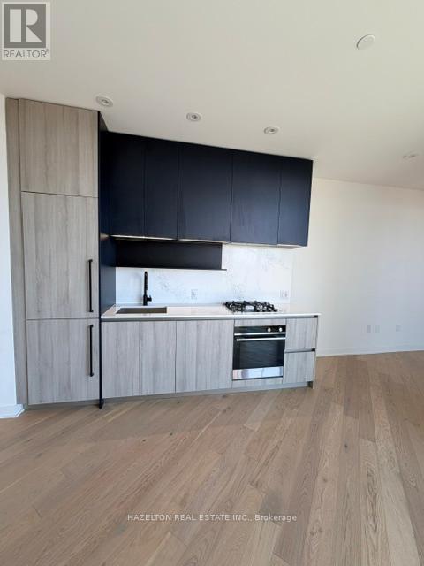 809 - 2625 Dundas Street W, Toronto, Ontario  M6P 0C5 - Photo 2 - W13470384
