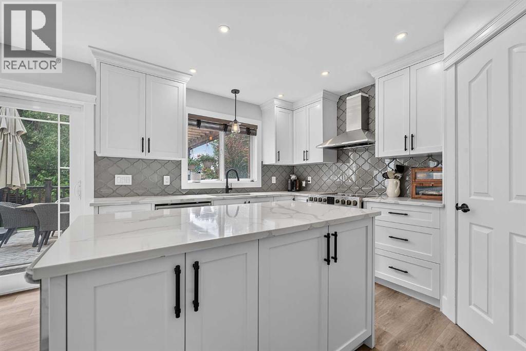 82 Douglasview Circle Se, Calgary, Alberta  T2Z 2P5 - Photo 19 - A2321627