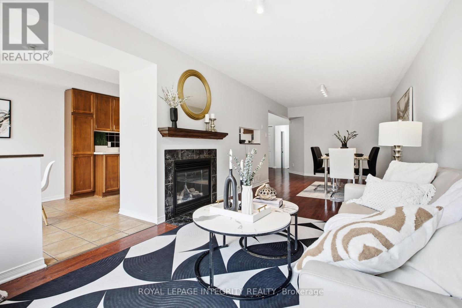 92 Inverkip Avenue, Ottawa, Ontario  K1T 4C3 - Photo 6 - X13470414