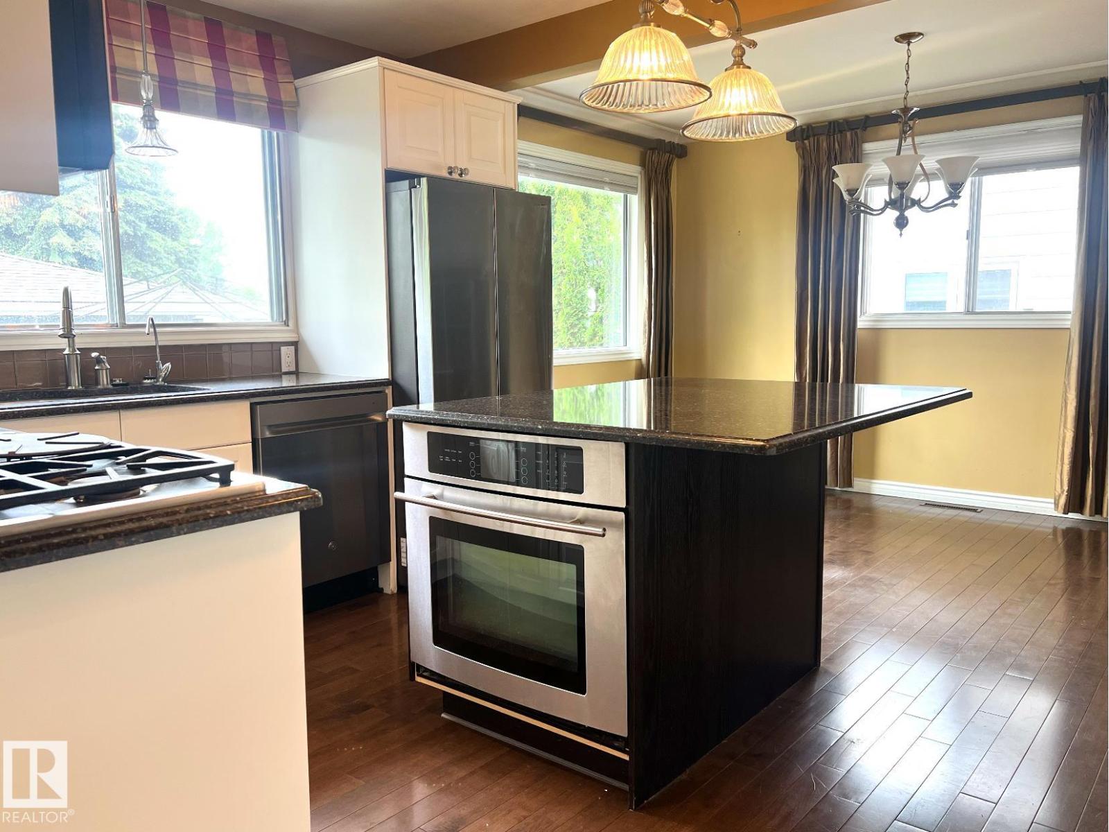 15003 81 St Nw, Edmonton, Alberta T5C 1P4 - Photo 7 - E4491324