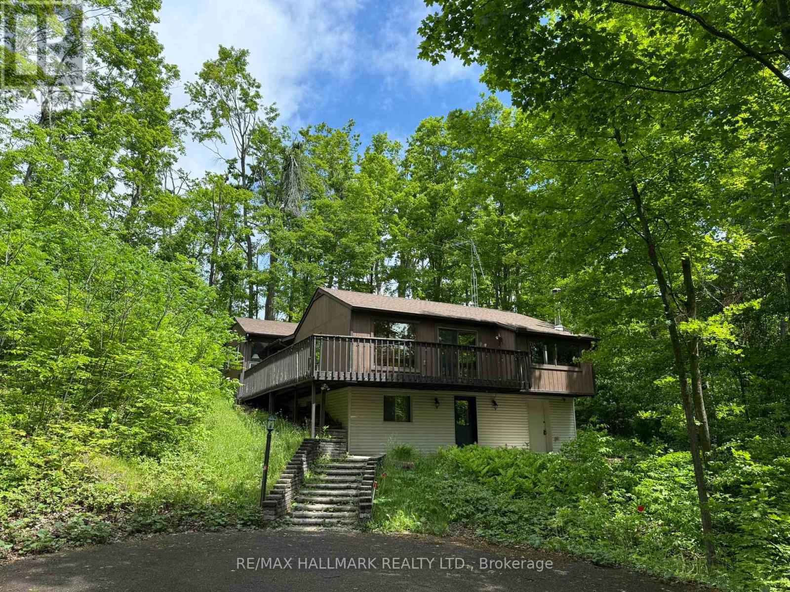 33 HURON WOODS DRIVE, Oro-Medonte, Ontario