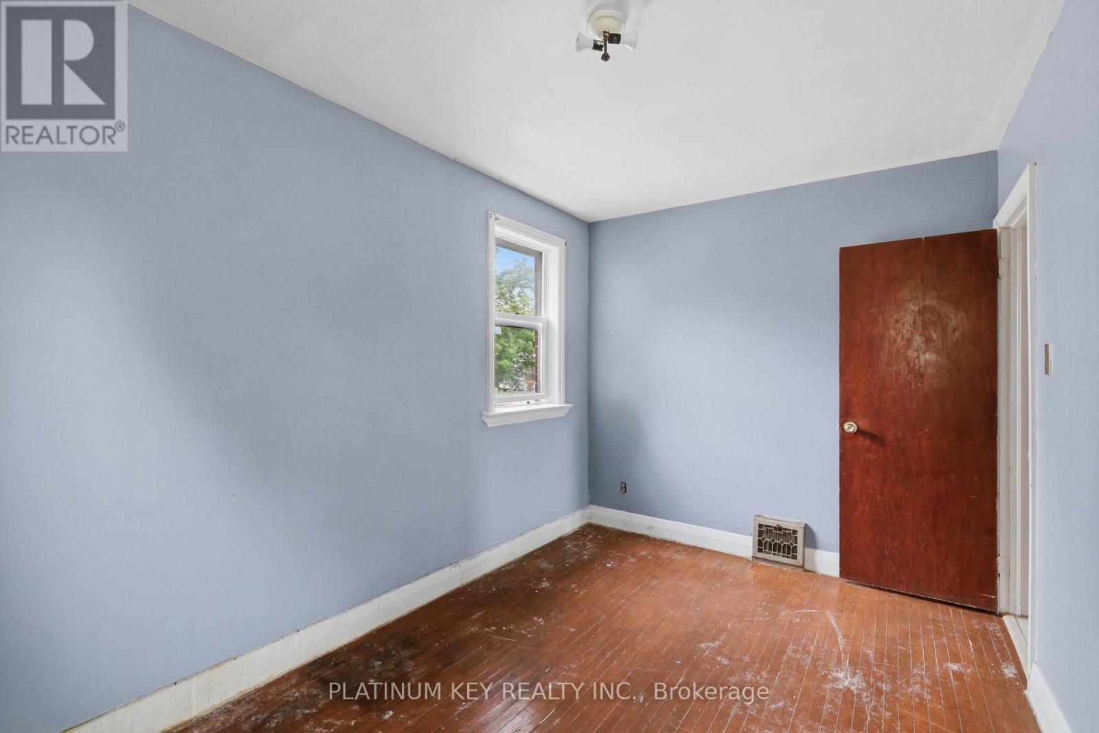 1271 Crumlin Side Road, London East, Ontario  N5V 1R6 - Photo 18 - X13470474