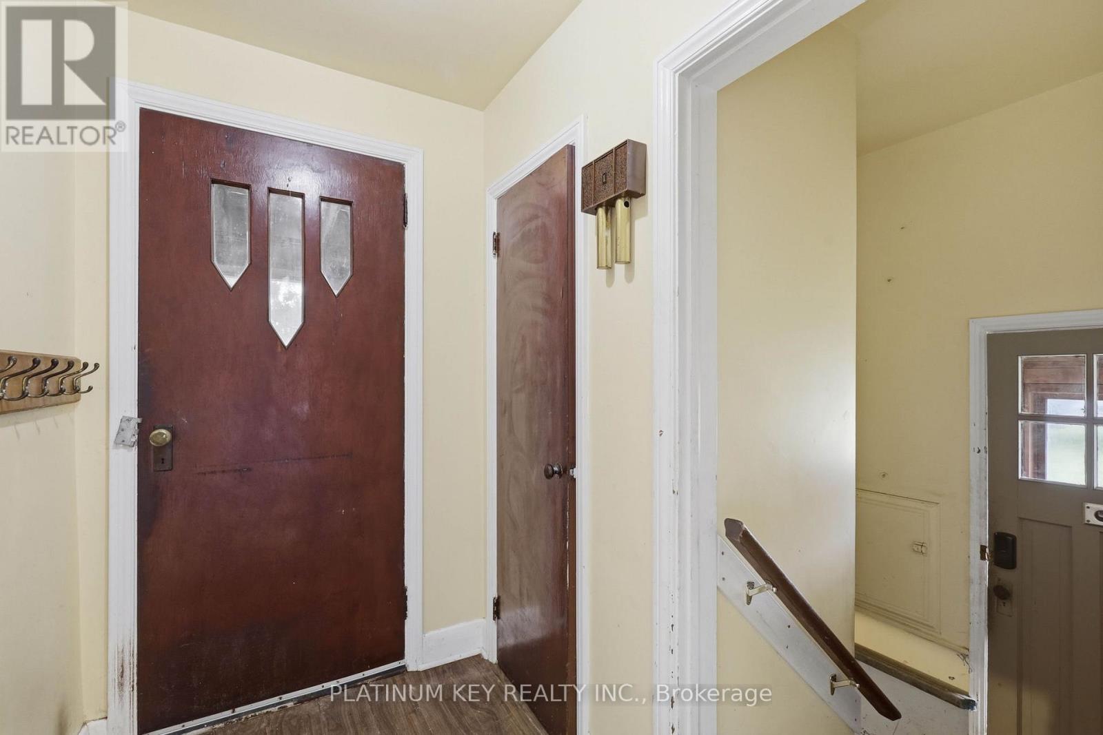 1271 Crumlin Side Road, London East, Ontario  N5V 1R6 - Photo 4 - X13470474