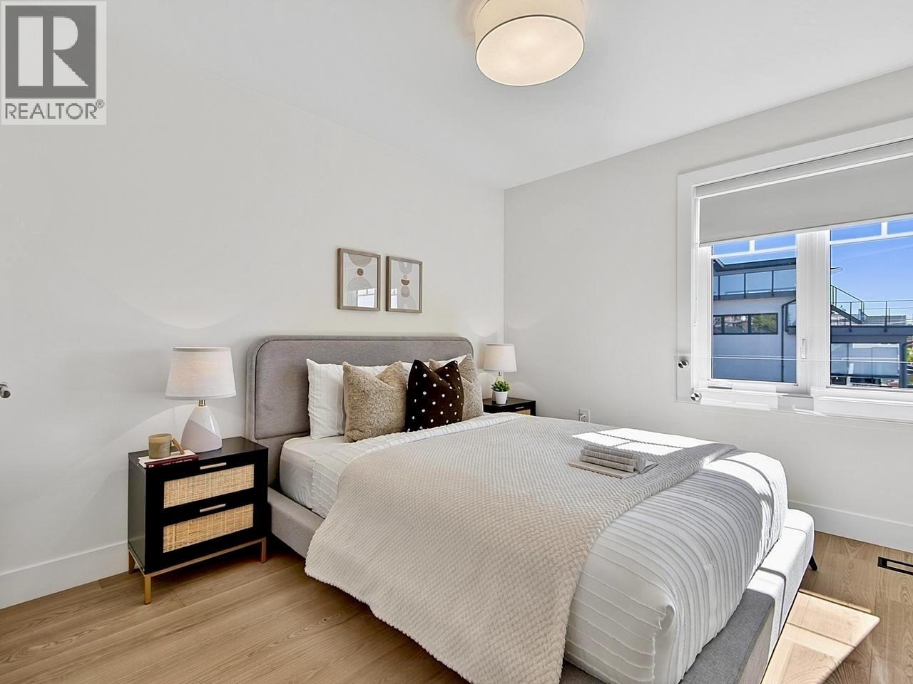 1 8029 Macpherson Avenue, Burnaby, British Columbia  V5J 4P5 - Photo 22 - R3135885