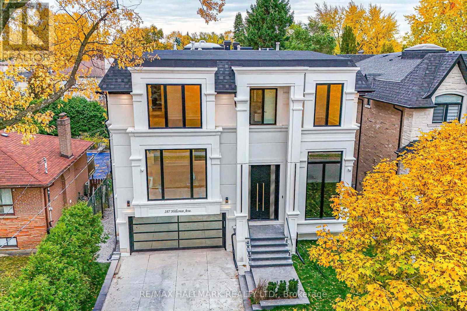287 HILLCREST AVENUE, Toronto, Ontario