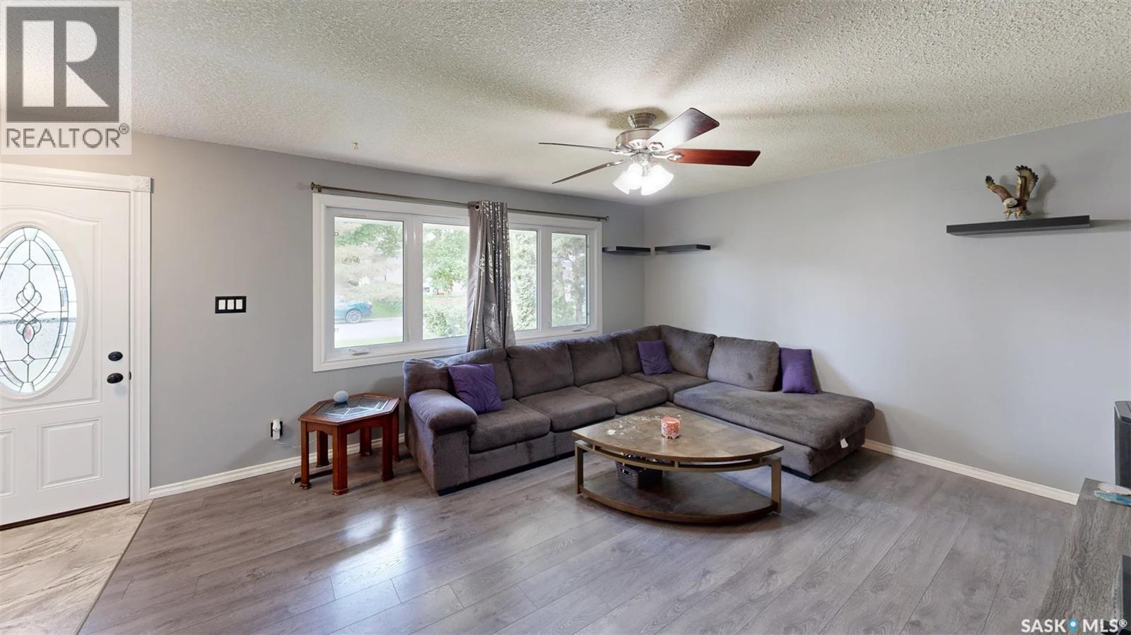 128 Riddell Crescent, Regina, Saskatchewan  S4S 5L3 - Photo 8 - SK040036
