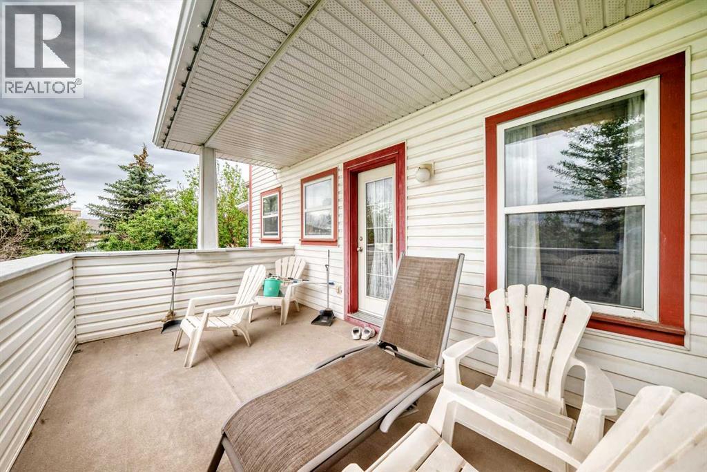 10 Hidden Creek View Nw, Calgary, Alberta  T3A 6C5 - Photo 16 - A2322731