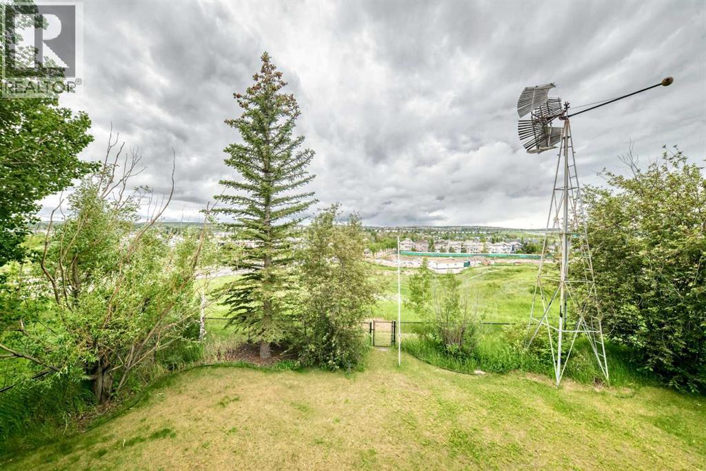 10 Hidden Creek View Nw, Calgary, Alberta  T3A 6C5 - Photo 14 - A2322731