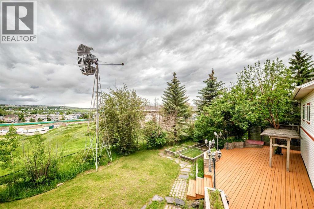 10 Hidden Creek View Nw, Calgary, Alberta  T3A 6C5 - Photo 15 - A2322731