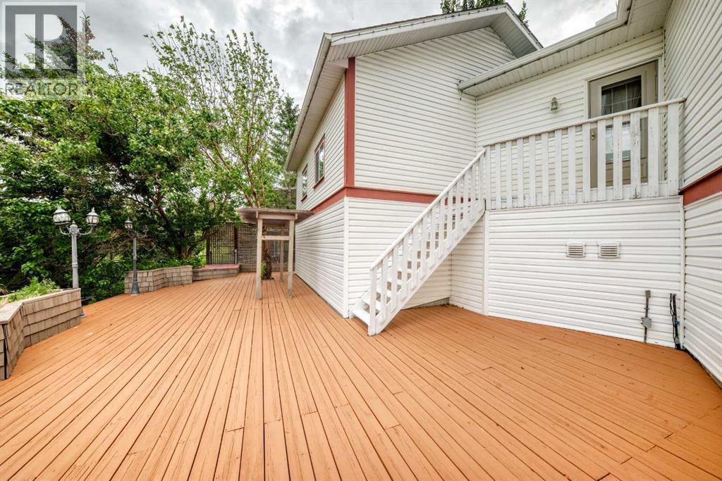 10 Hidden Creek View Nw, Calgary, Alberta  T3A 6C5 - Photo 44 - A2322731