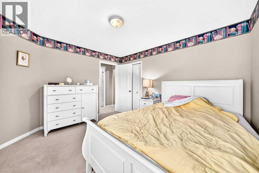 10 Hidden Creek View Nw, Calgary, Alberta  T3A 6C5 - Photo 32 - A2322731