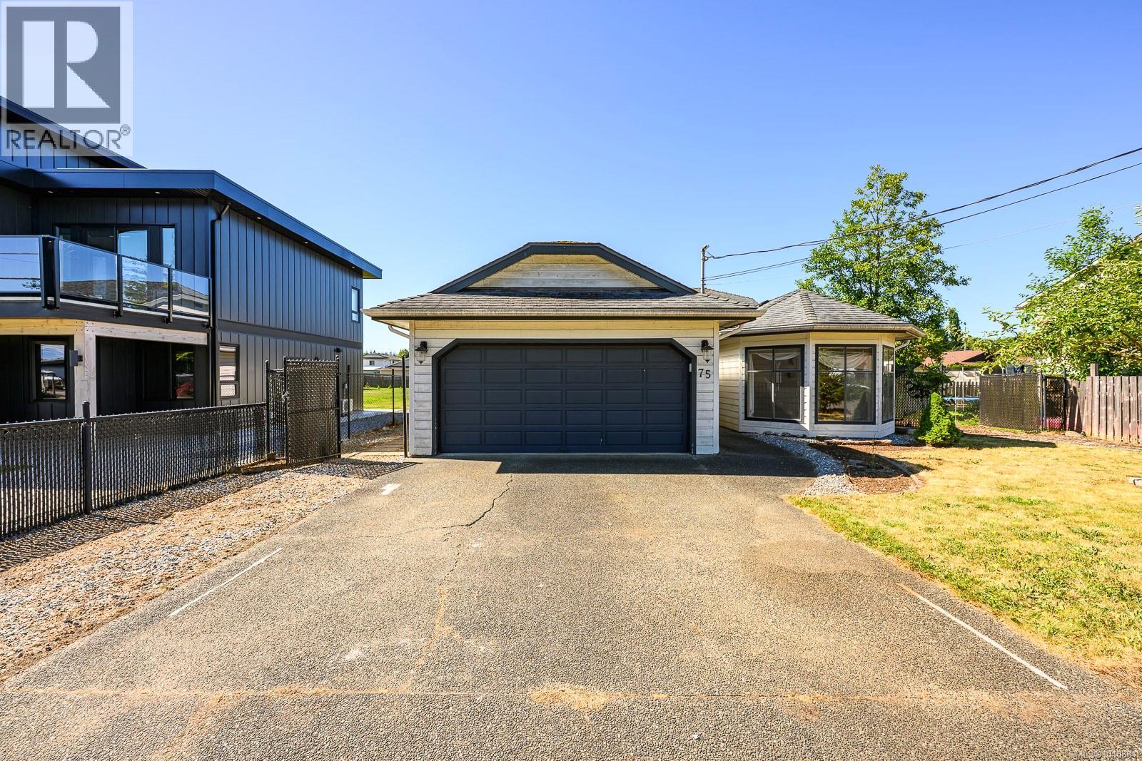 75 Washington Dr, Campbell River, British Columbia  V9W 5M3 - Photo 2 - 1040884