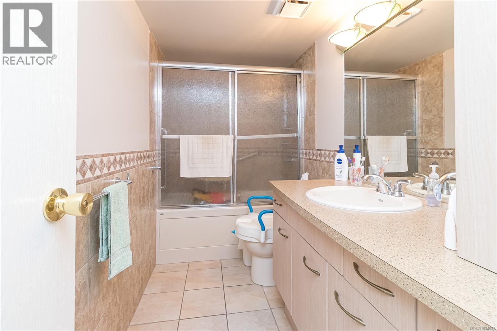 306 1120 Fairfield Rd, Victoria, British Columbia  V8V 3A7 - Photo 16 - 1034832