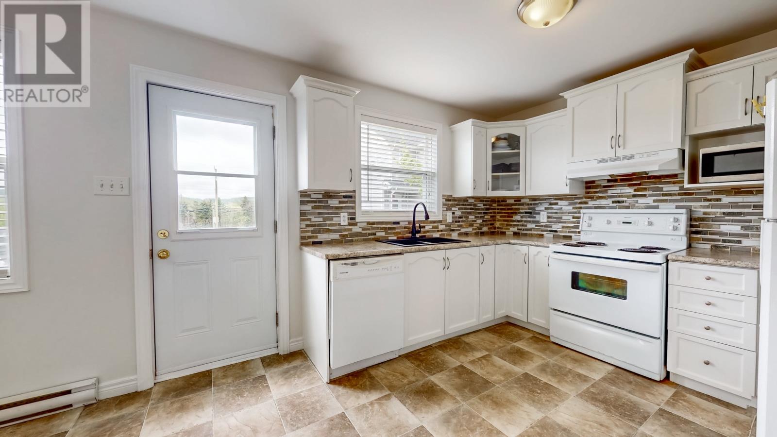 21 Marshall Place, St John's, Newfoundland & Labrador  A1B 5B3 - Photo 8 - 1299220