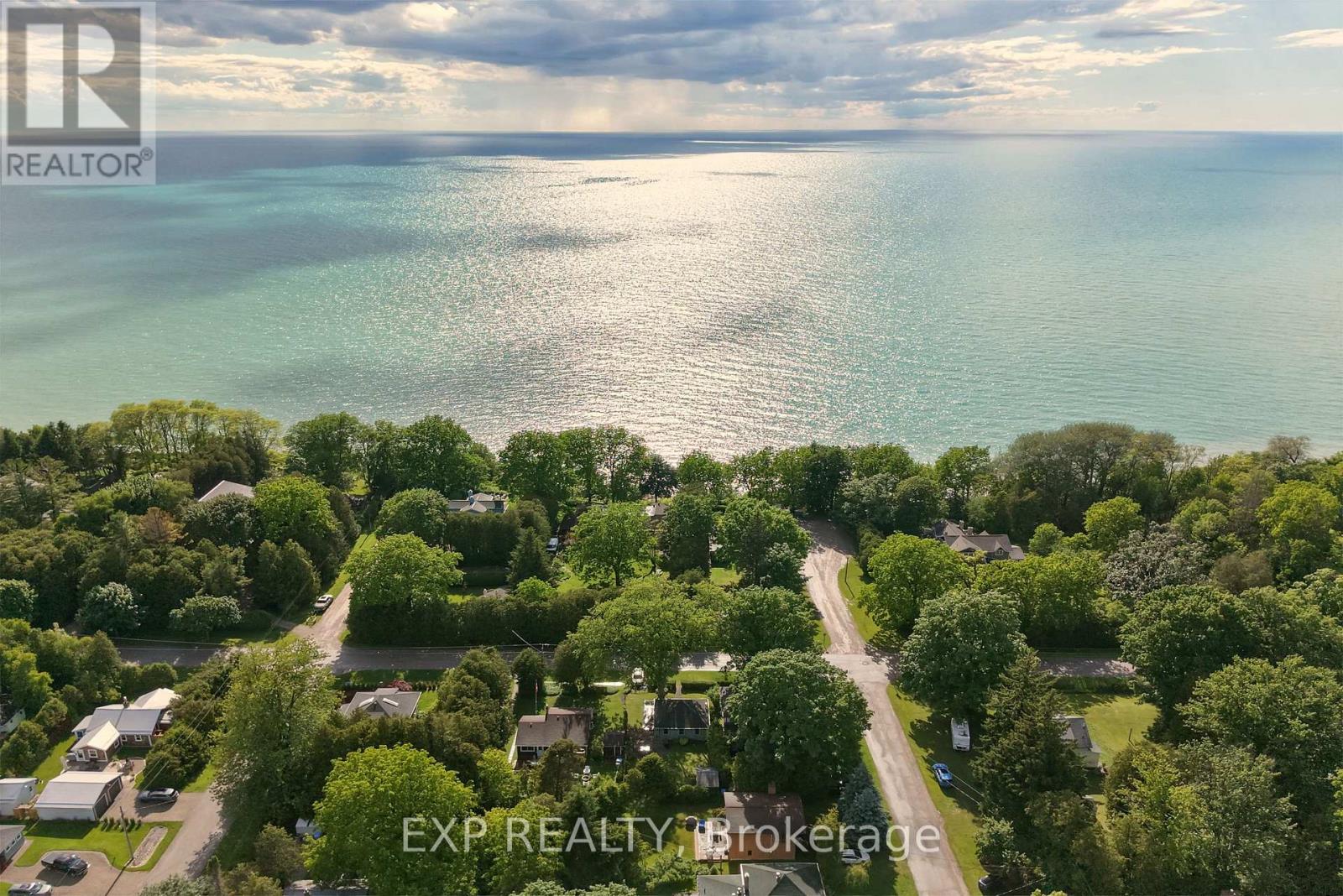 18 Tuyll Street, Bluewater, Ontario  N0M 1G0 - Photo 4 - X13470542