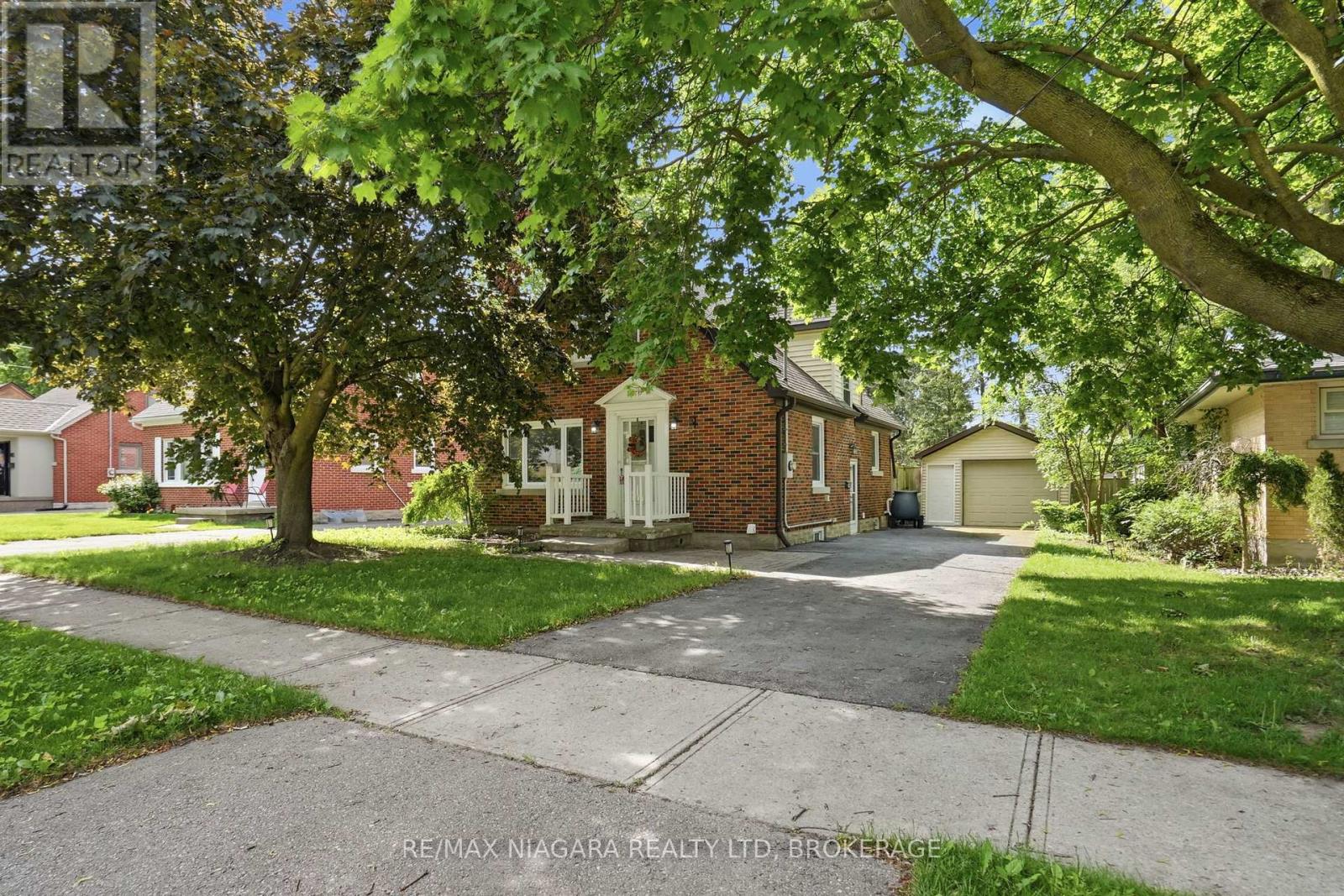 179 MURDOCK AVENUE, Waterloo, Ontario