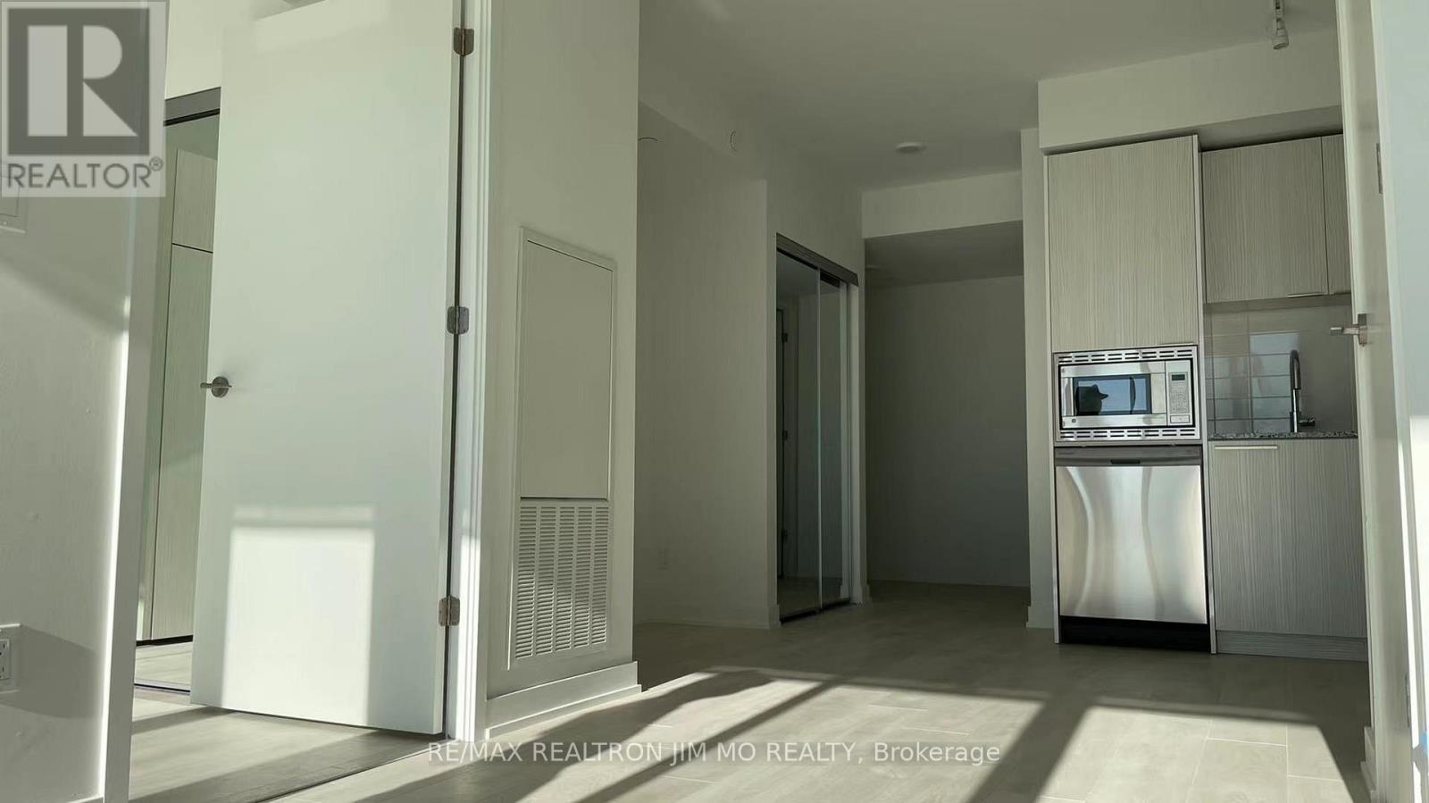 2501 - 501 Yonge Street, Toronto, Ontario M4Y 1Y4 - Photo 4 - C13470498