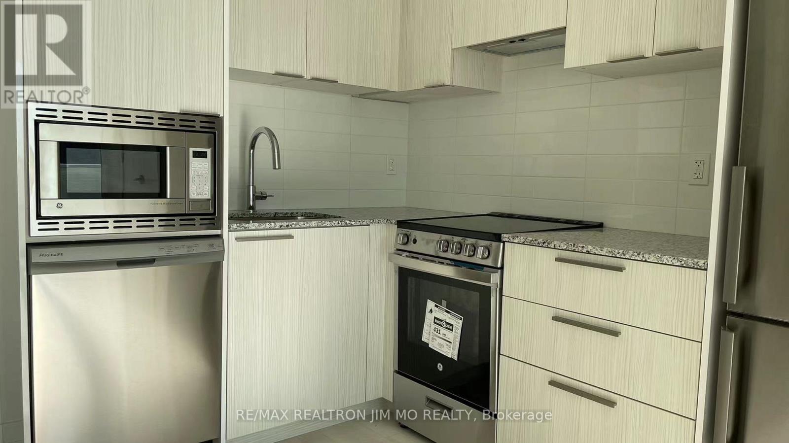 2501 - 501 Yonge Street, Toronto, Ontario M4Y 1Y4 - Photo 5 - C13470498