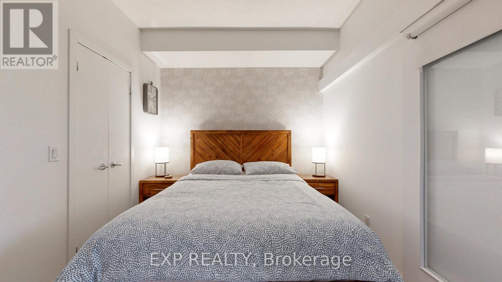 2404 - 8 York Street, Toronto, Ontario M5J 1R2 - Photo 16 - C13470510